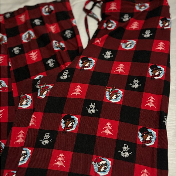 Buc-ee’s pj set - Picture 8 of 8